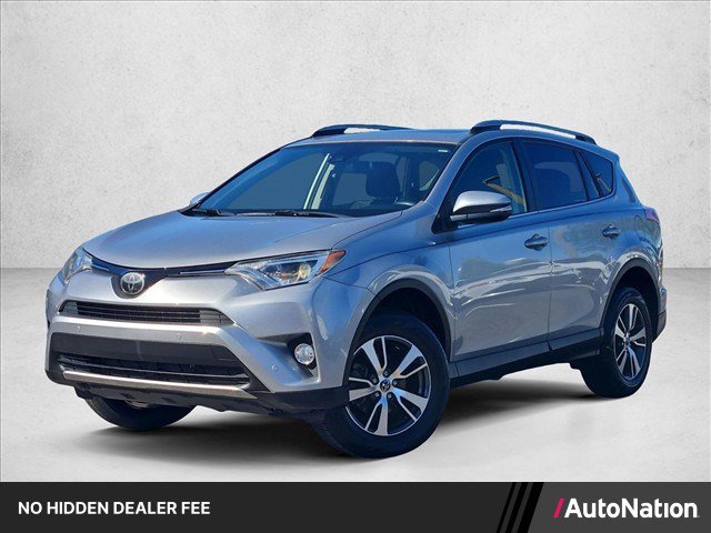 Used 2018 Toyota RAV4 XLE FWD image 1