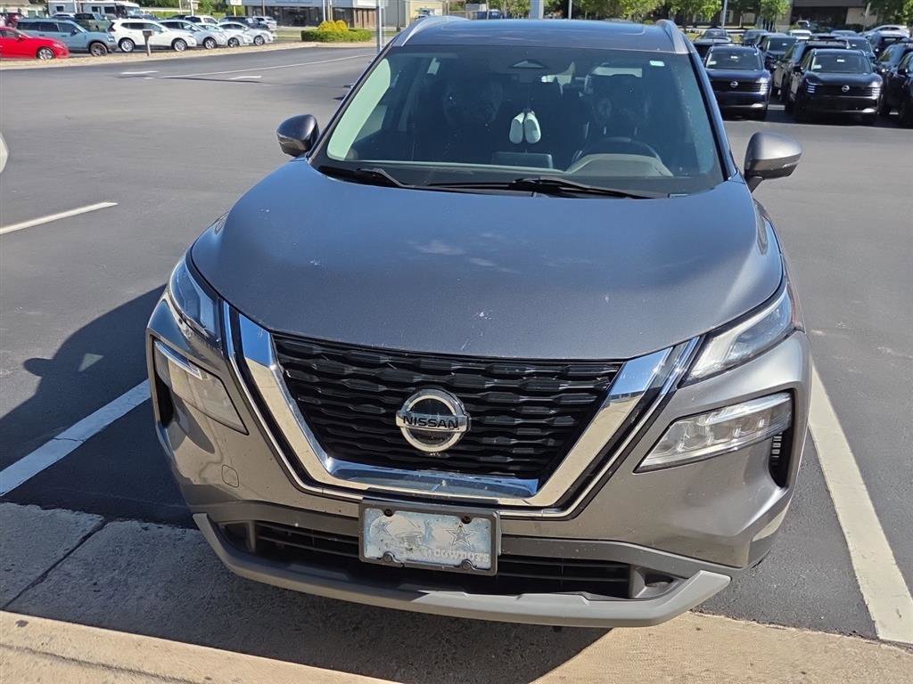 Certified 2021 Nissan Rogue SV w/ Premium Package FWD image 2