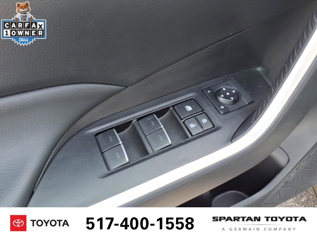 Used 2025 Toyota RAV4 XLE image 14