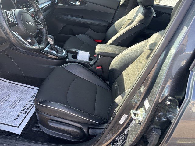 Used 2023 Kia Forte GT-Line image 10