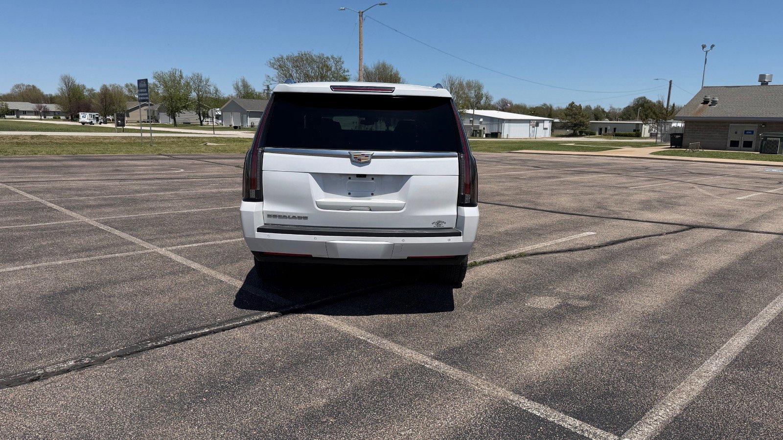 Used 2019 Cadillac Escalade ESV Luxury AWD/4WD image 4