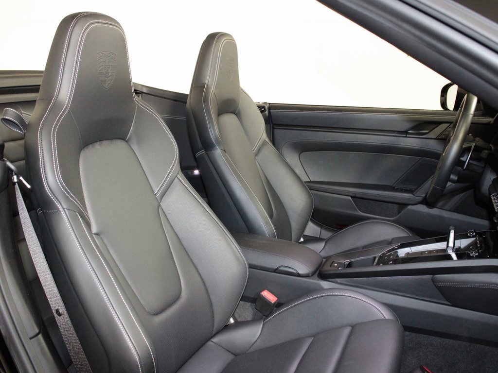 Used 2024 Porsche 911 Carrera GTS image 41