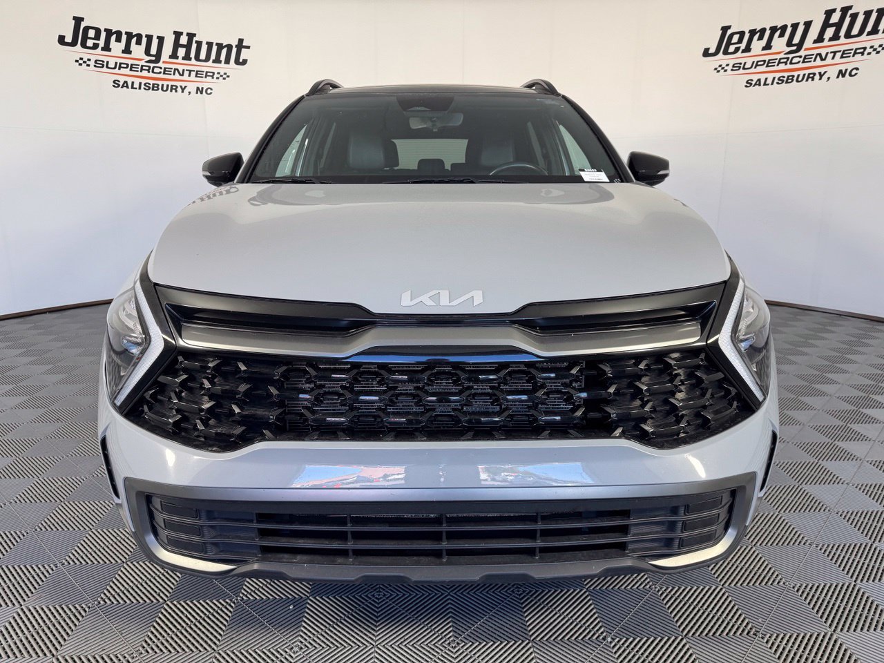 Used 2023 Kia Sportage X-Line w/ X-Line Premium Package AWD/4WD image 5