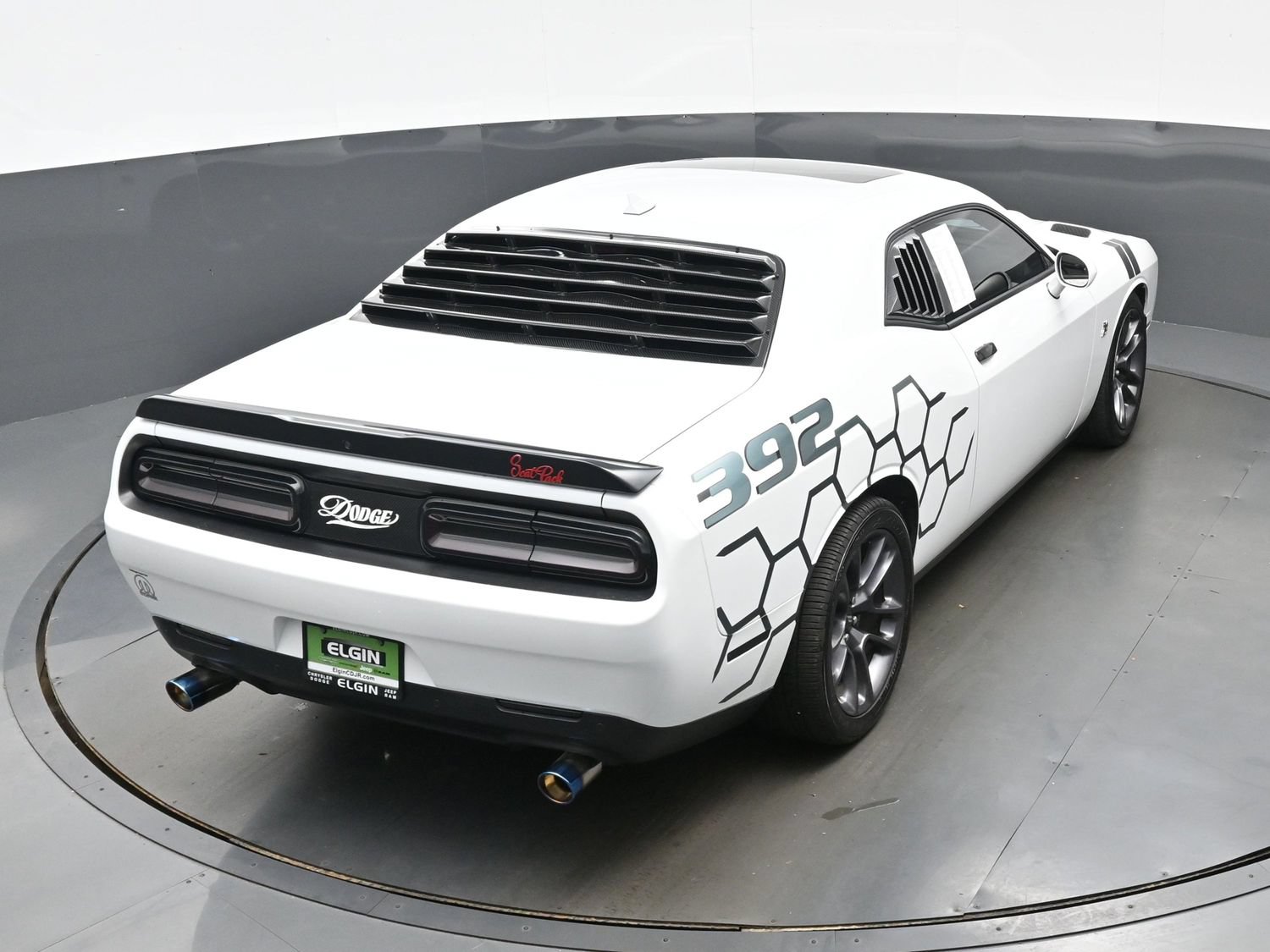 Used 2023 Dodge Challenger R/T Scat Pack w/ Plus Package RWD image 40