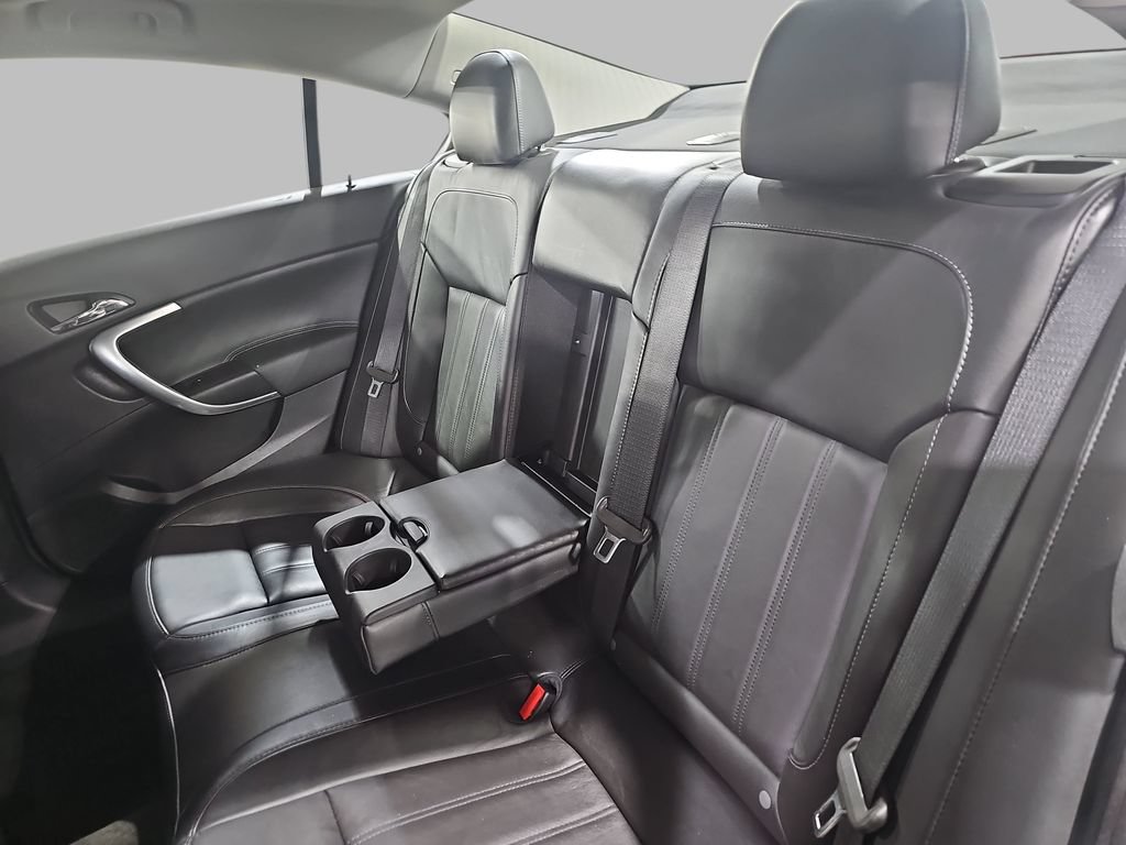 Used 2011 Buick Regal CXL FWD image 17