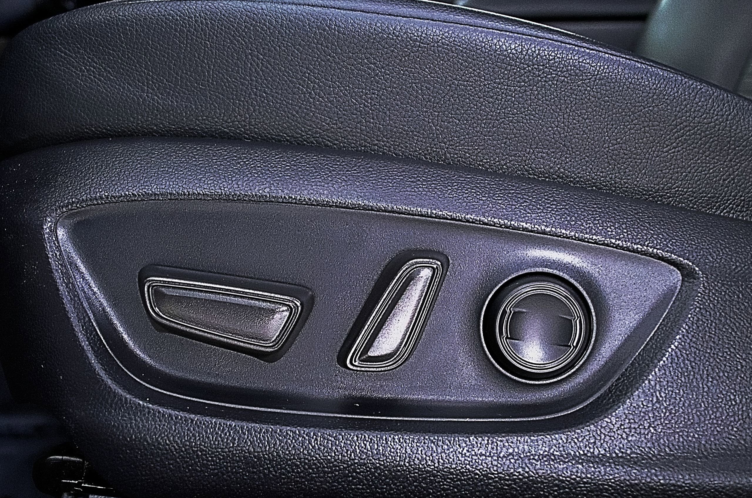 Used 2023 Toyota Camry SE image 22