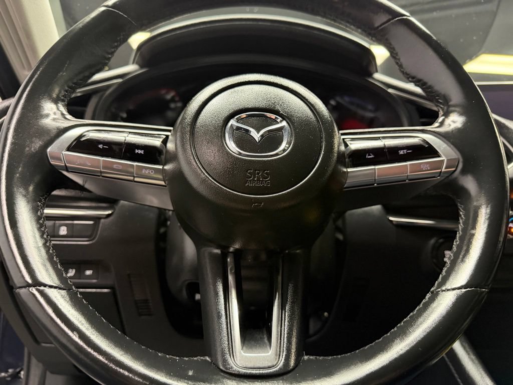Used 2023 MAZDA MAZDA3 s FWD image 23