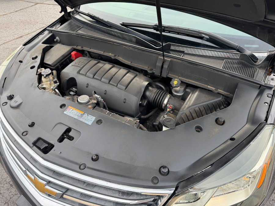 Used 2015 Chevrolet Traverse LT AWD/4WD image 24