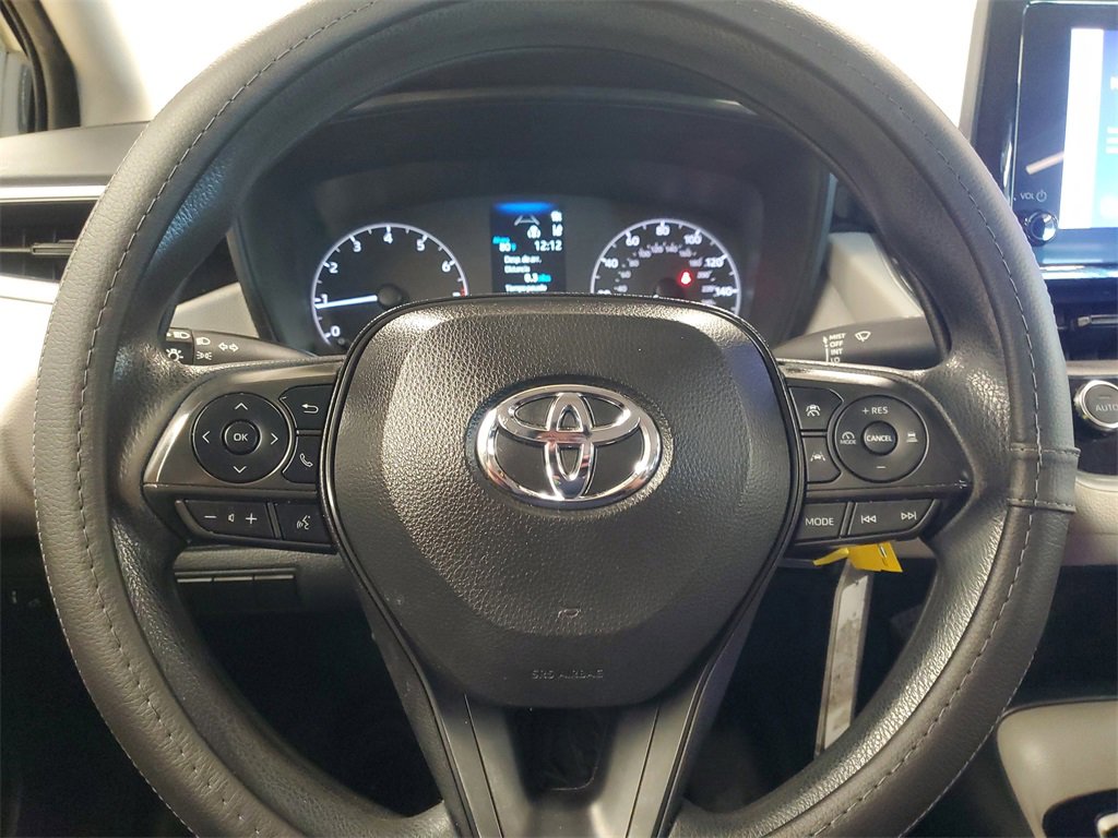 Used 2023 Toyota Corolla LE image 19