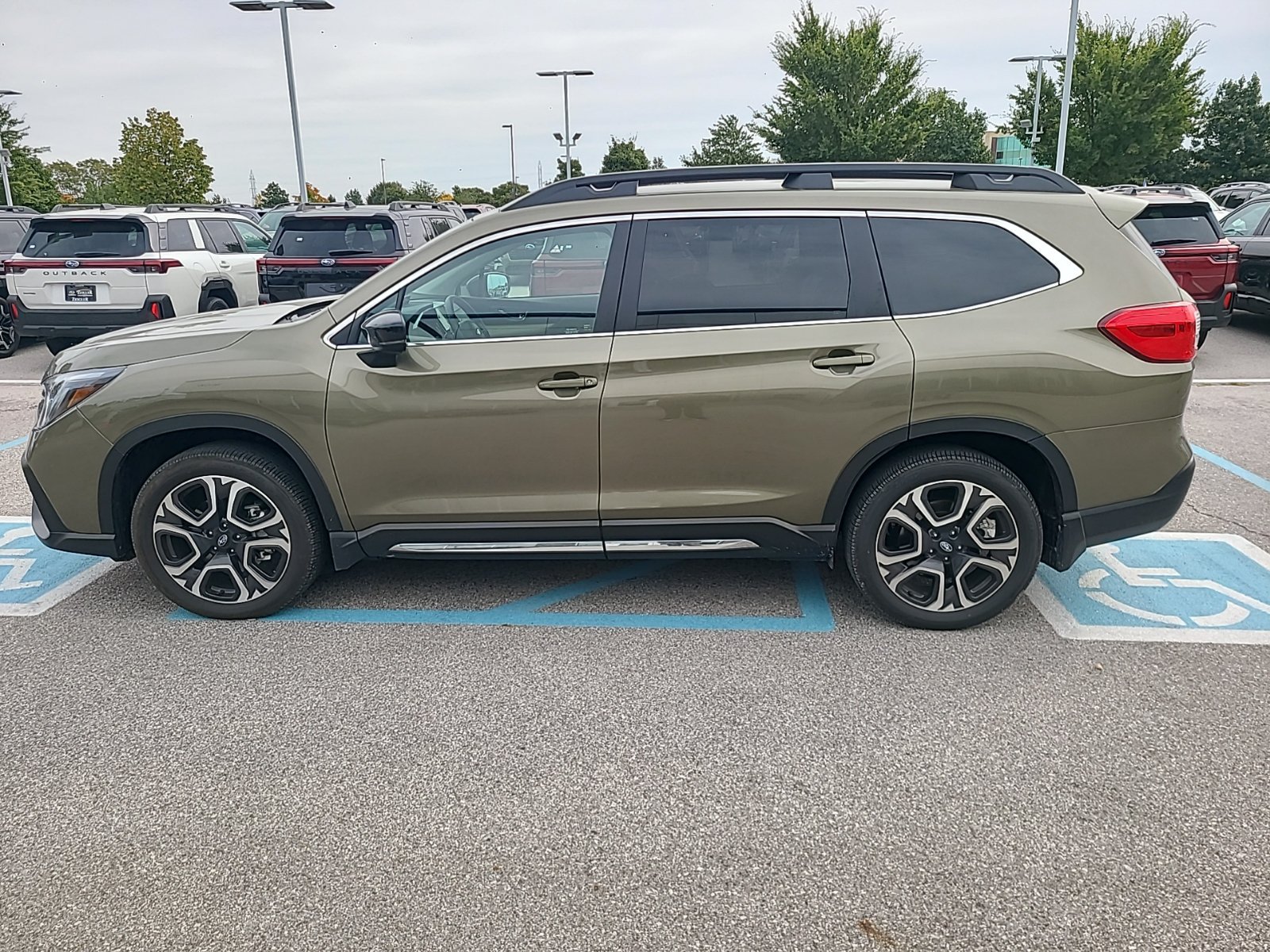 Certified 2024 Subaru Ascent Limited AWD/4WD image 12