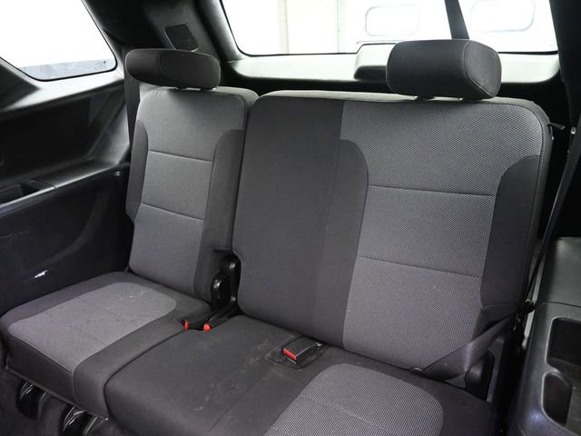 Used 2023 Chevrolet Traverse LT FWD image 29