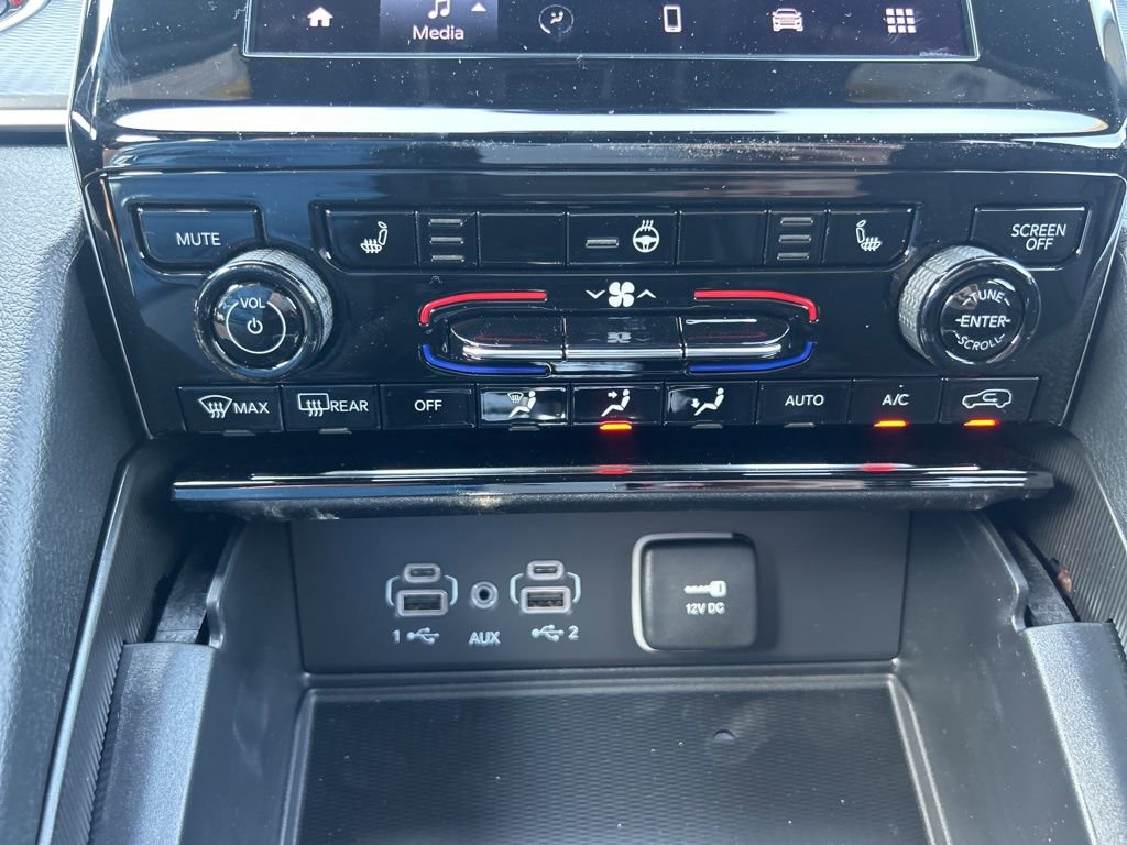 New 2025 Jeep Grand Cherokee Laredo image 30