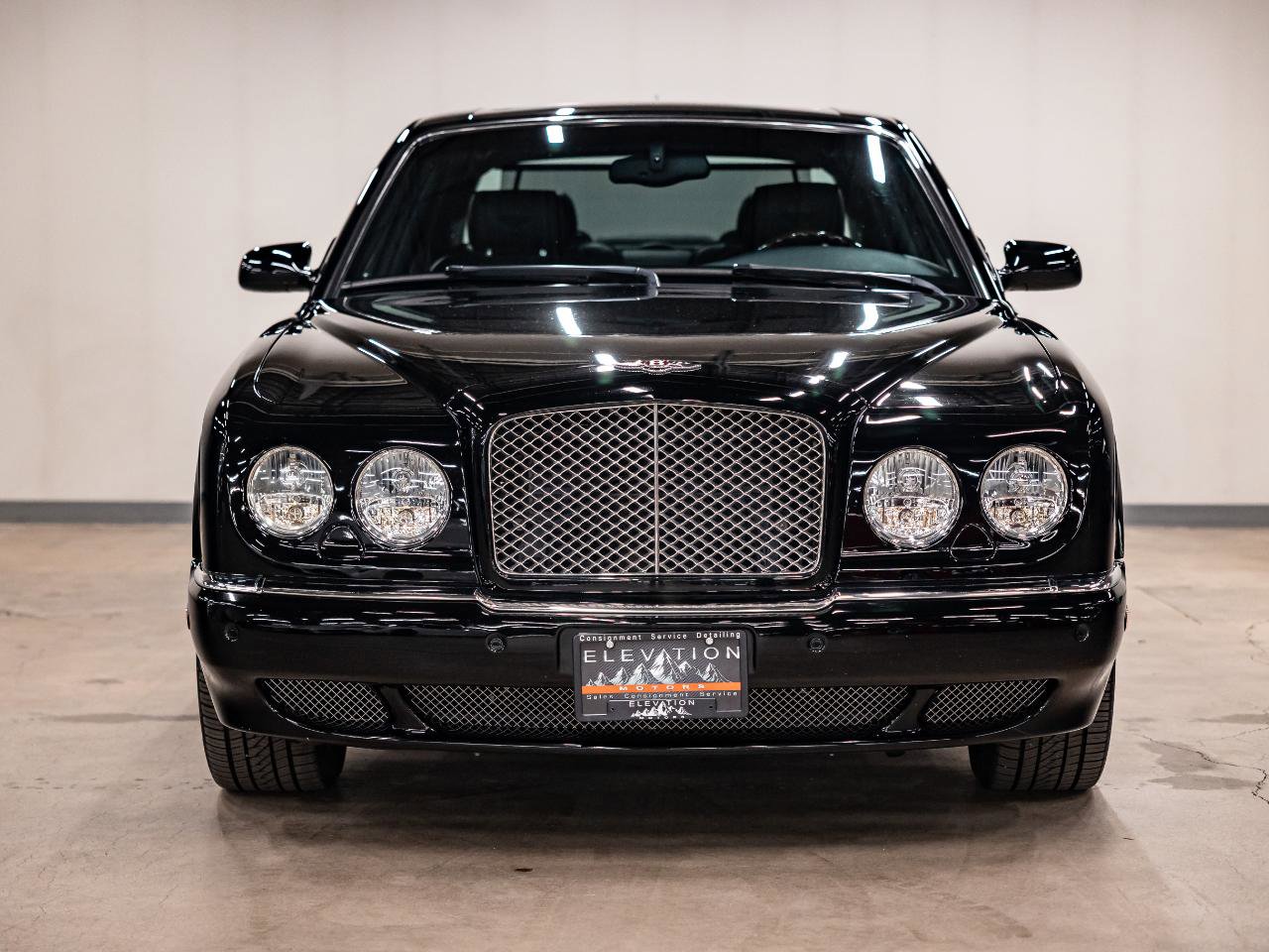 Used 2005 Bentley Arnage R RWD image 16