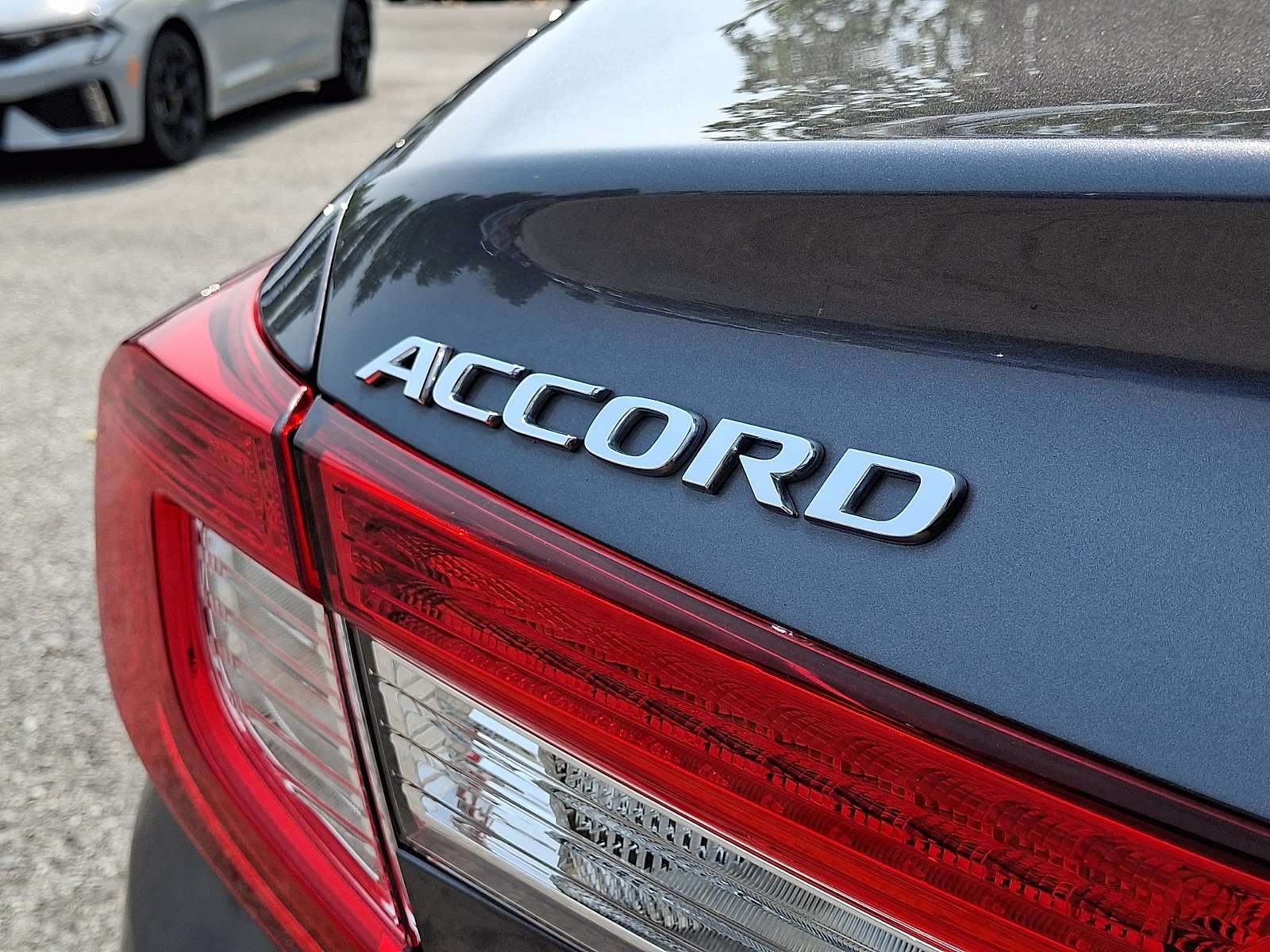 Used 2021 Honda Accord LX image 30