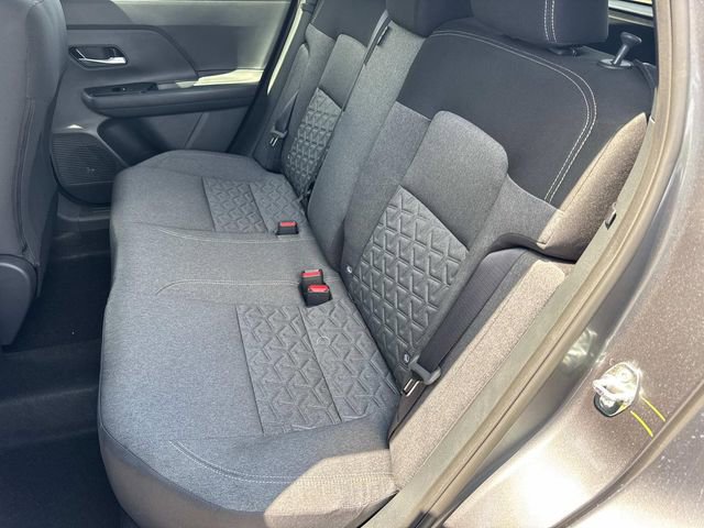 New 2025 Nissan Kicks SV w/ SV Premium Package image 15