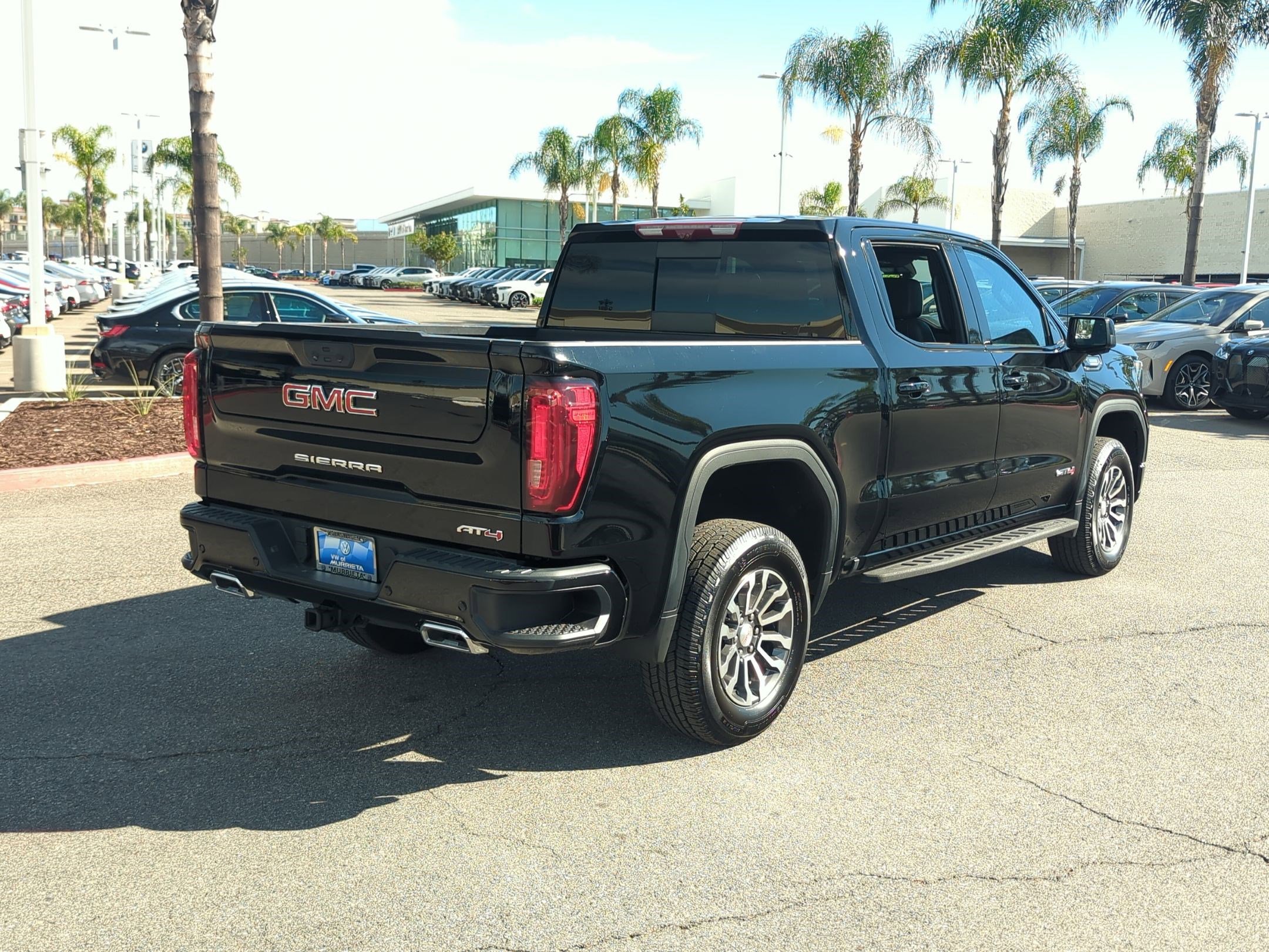 Used 2022 GMC Sierra 1500 AT4 w/ AT4 Premium Package image 10