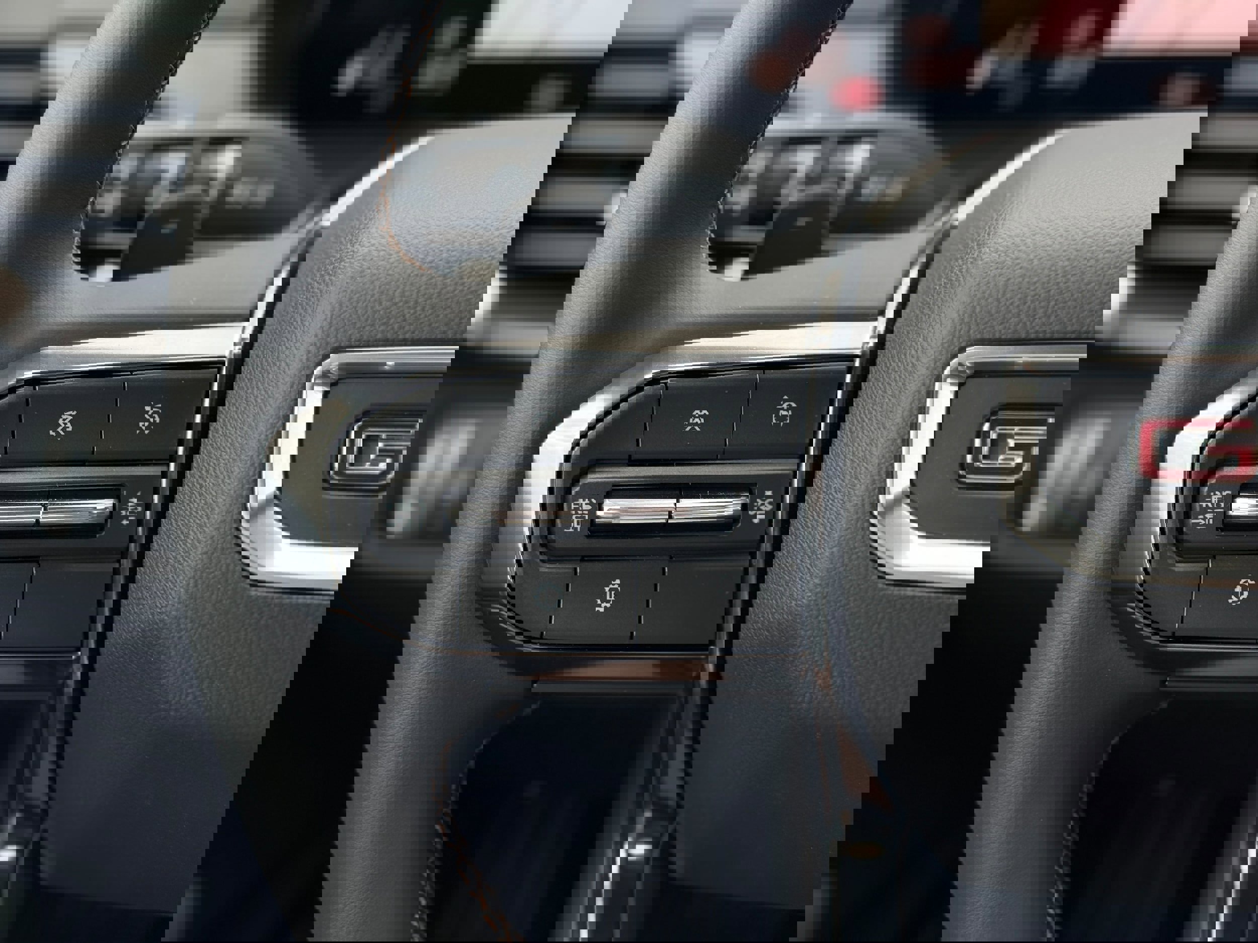 New 2026 GMC Acadia AT4 w/ LPO, Floor Liner Package image 11