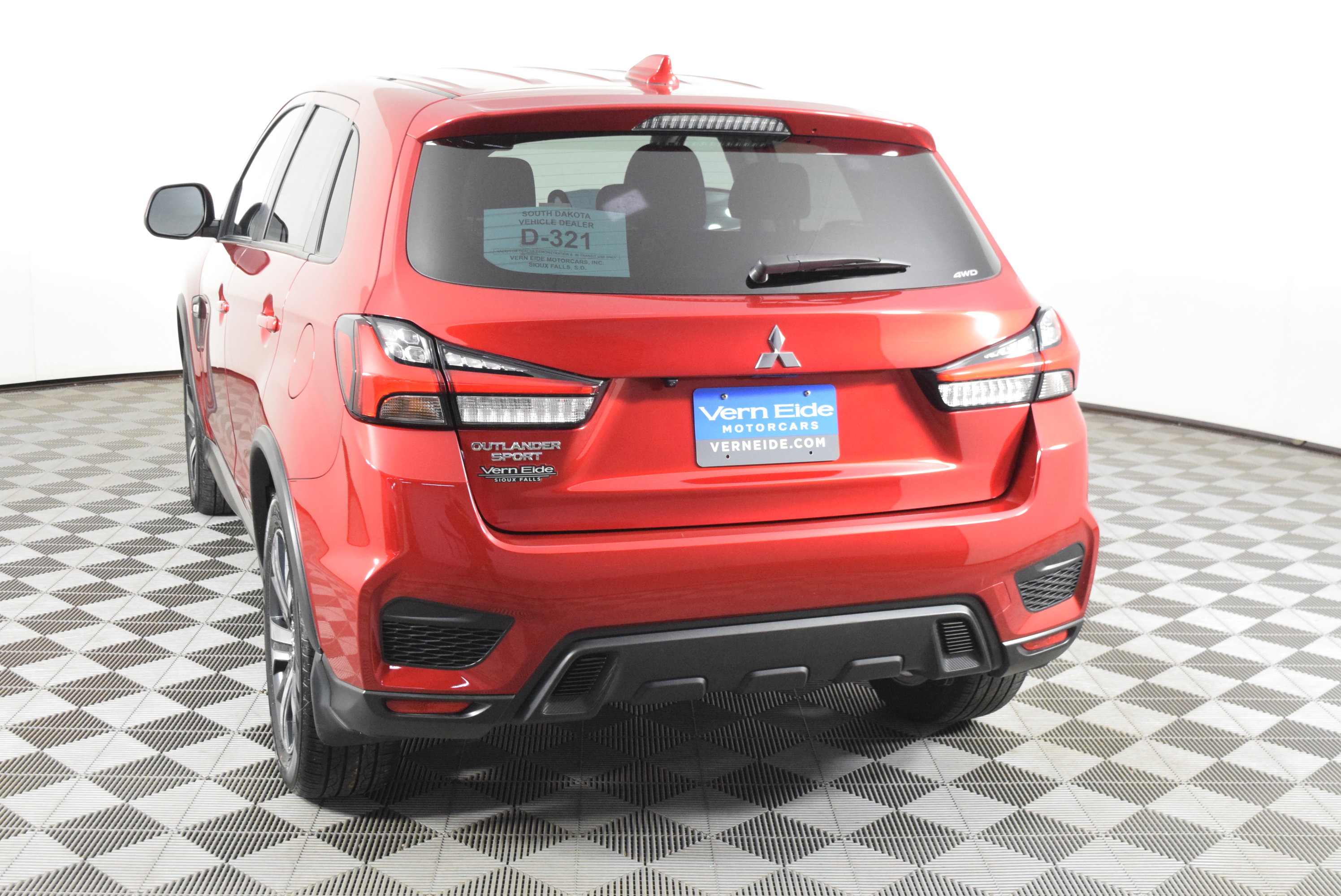 Used 2023 Mitsubishi Outlander Sport ES AWD/4WD image 7
