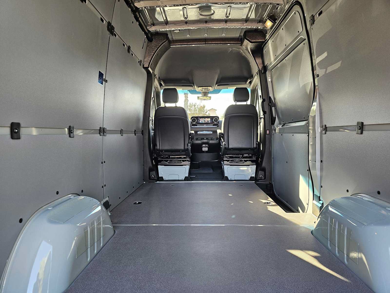 New 2026 Mercedes-Benz Sprinter 2500 image 18