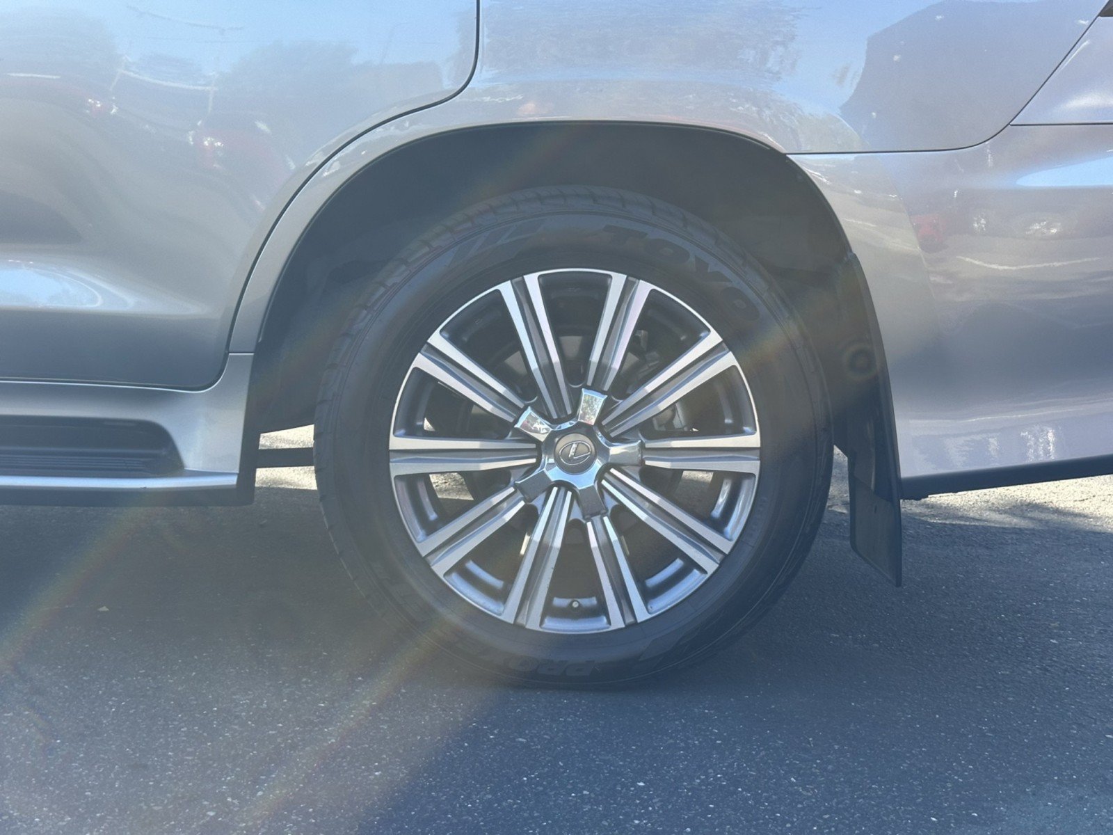 Used 2017 Lexus LX 570 4WD image 13
