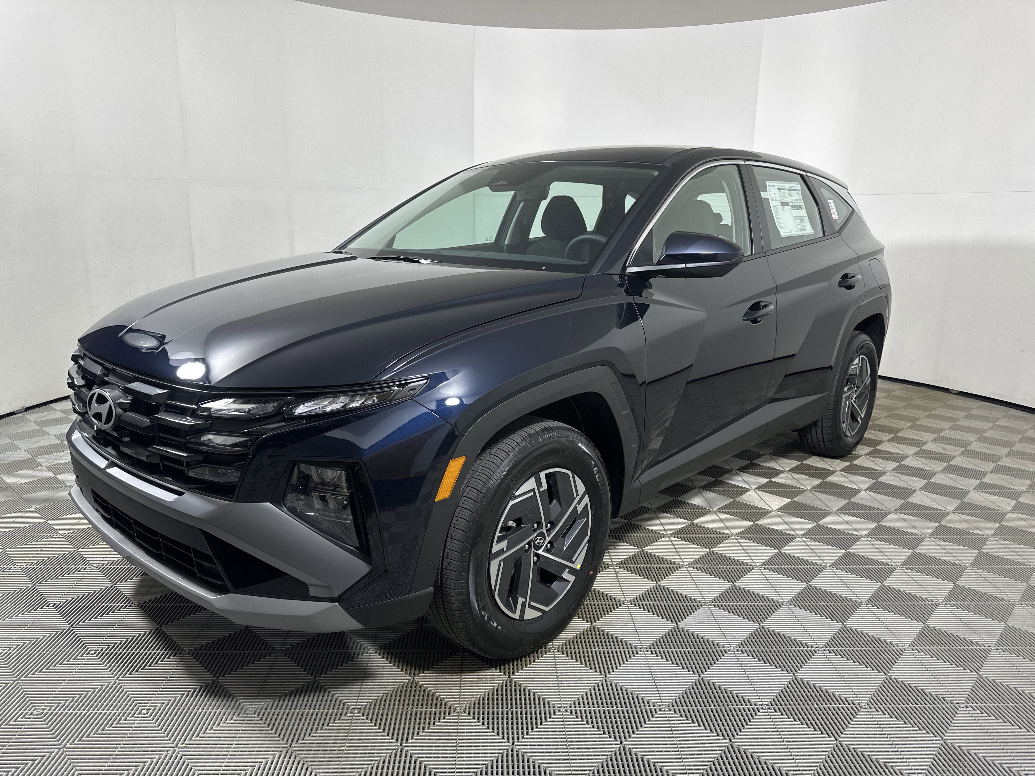 New 2026 Hyundai Tucson Blue SE AWD/4WD image 3