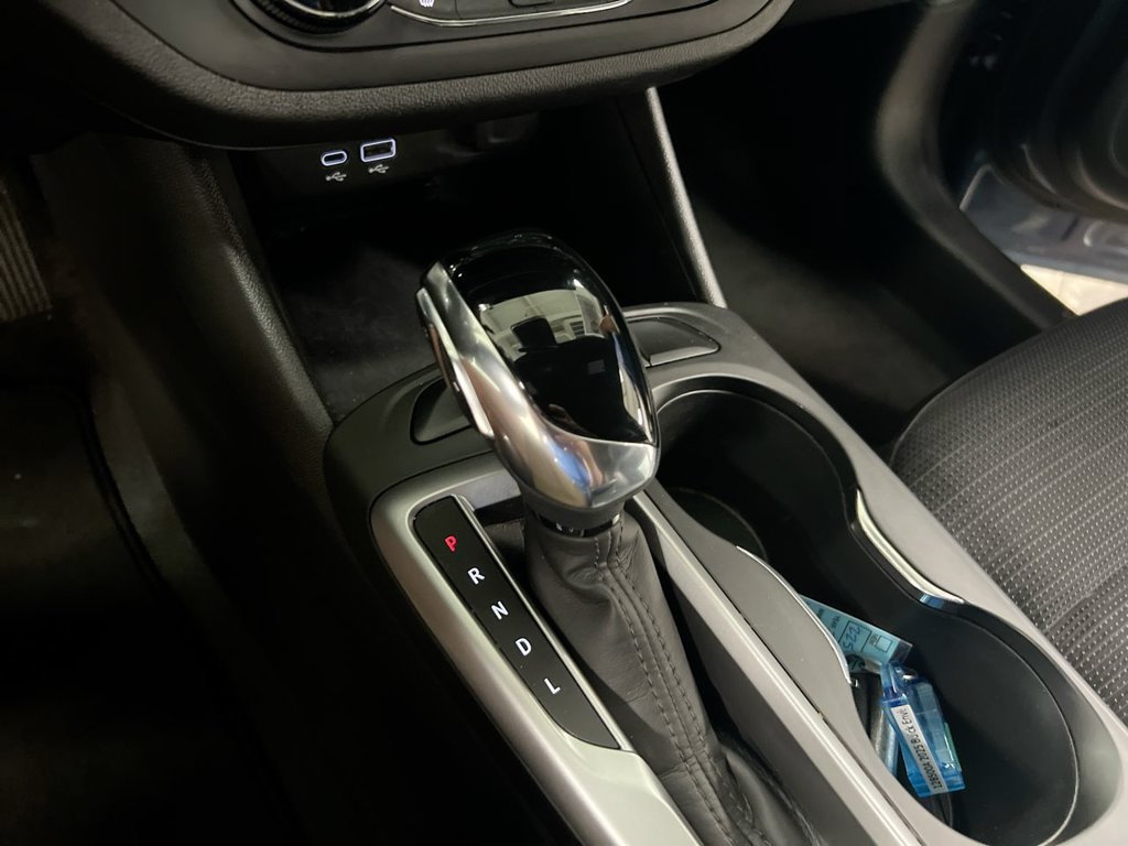 Used 2025 Buick Envista Preferred w/ Convenience I Package FWD image 17