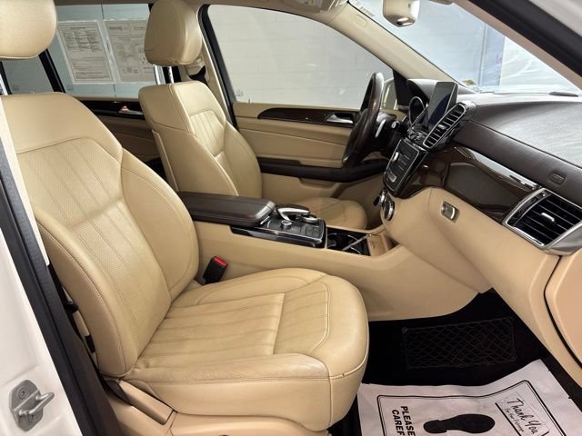 Used 2017 Mercedes-Benz GLS 450 4MATIC image 31