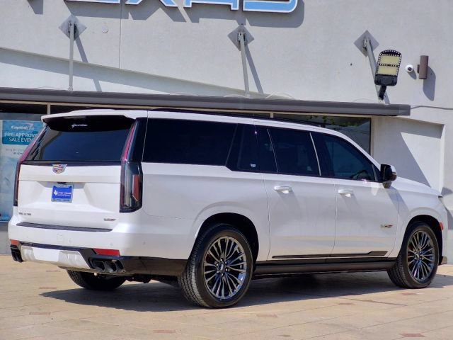 Used 2023 Cadillac Escalade ESV V AWD/4WD image 6