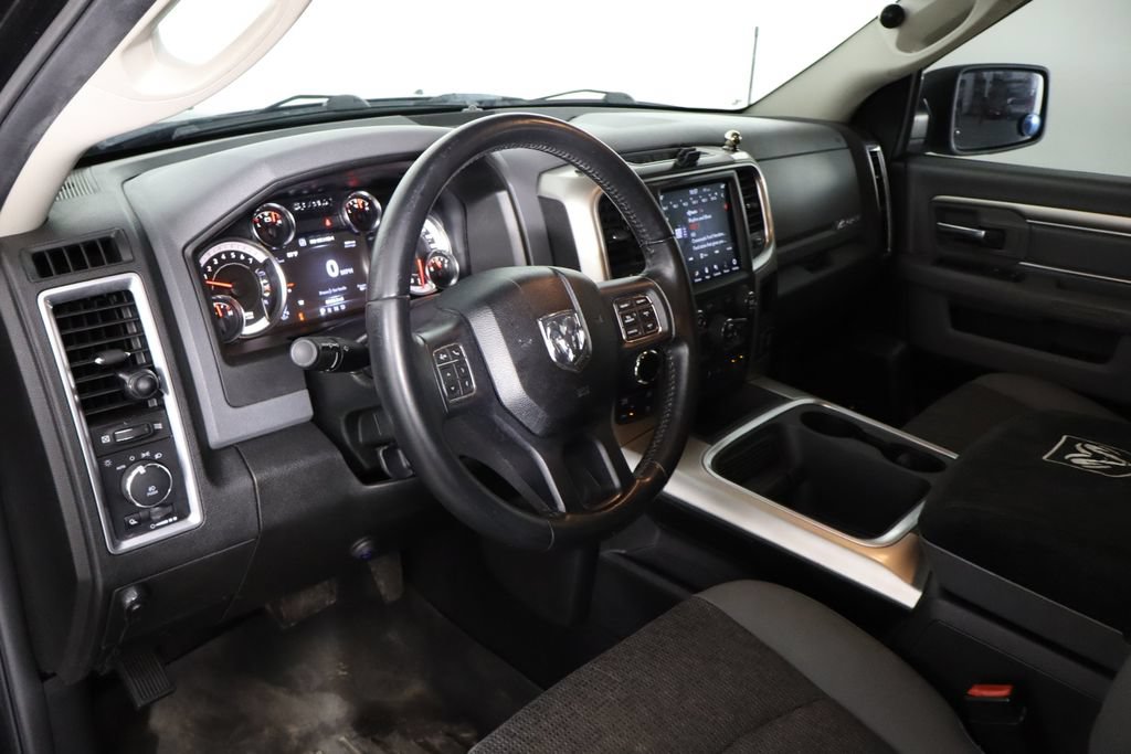 Used 2019 RAM 1500 Big Horn AWD/4WD image 25