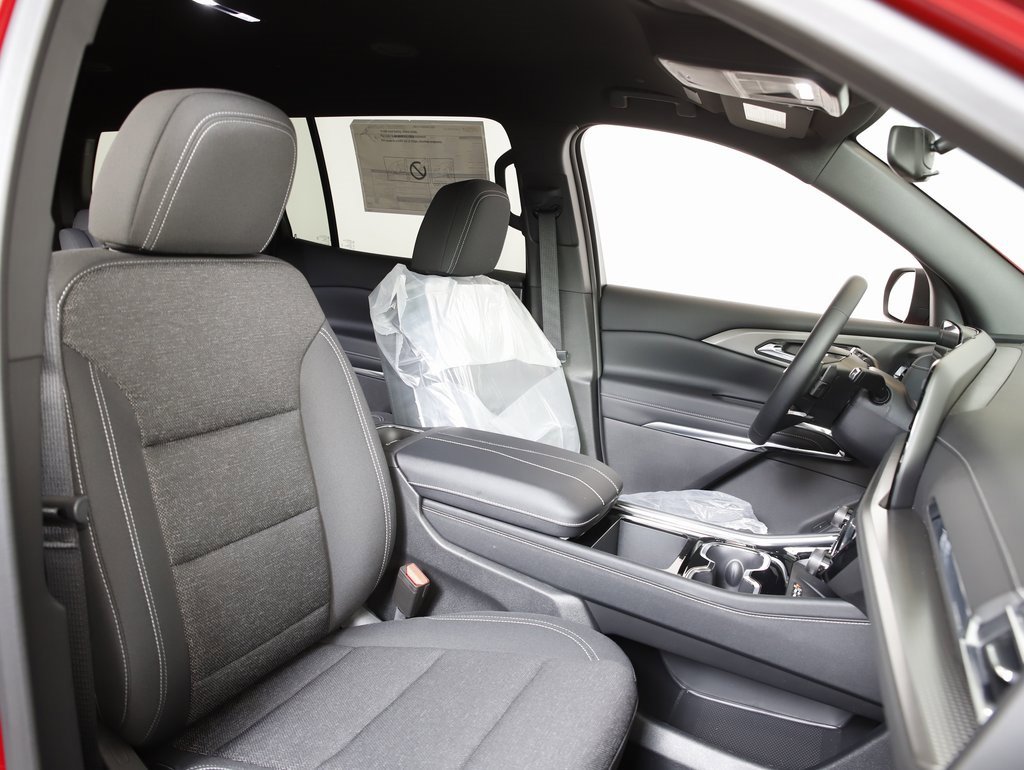 New 2025 Chevrolet Traverse LT w/ Midnight/Sport Edition image 7