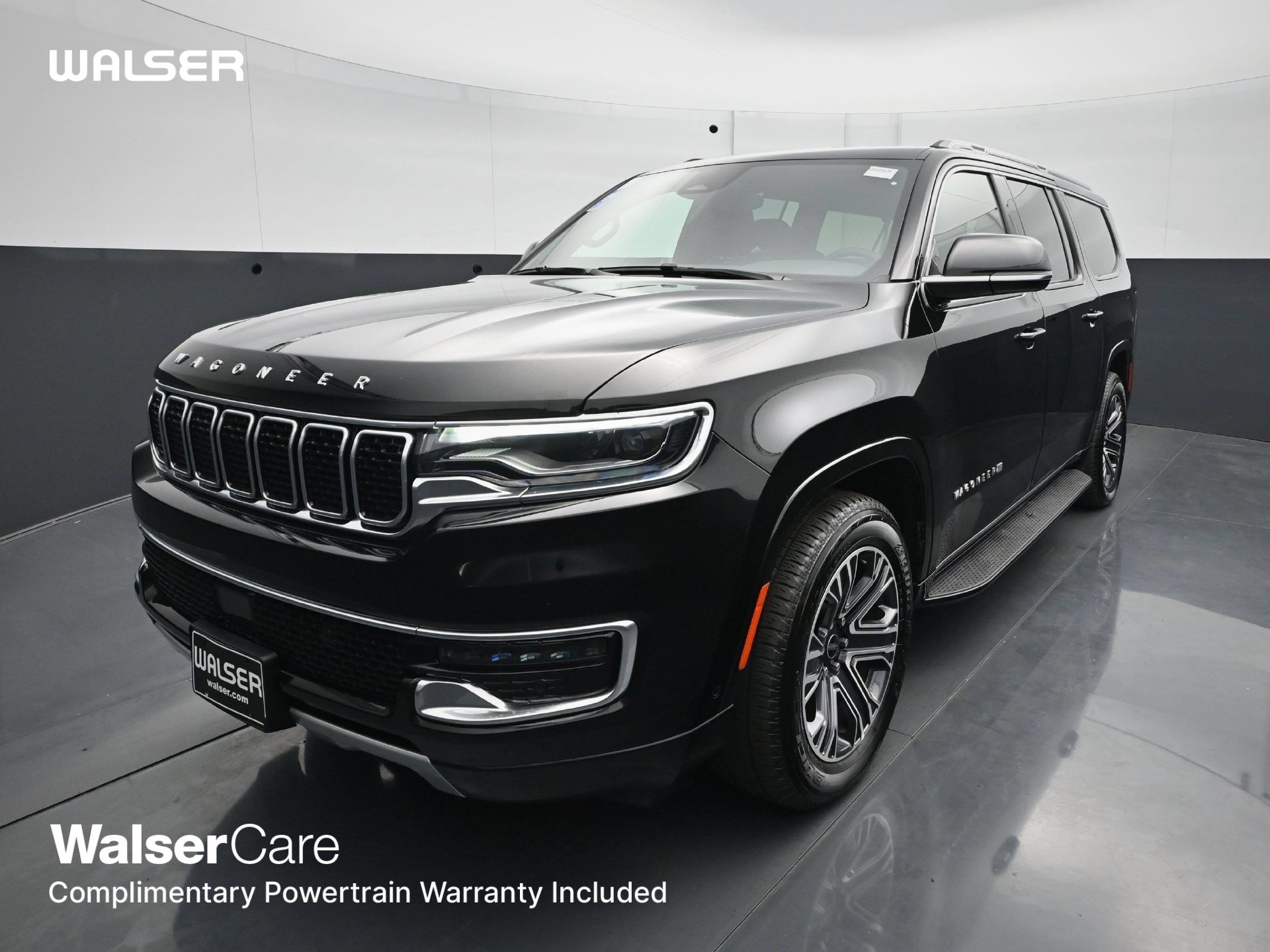 Used 2025 Jeep Wagoneer L Series II w/ 8-pass Seating Package