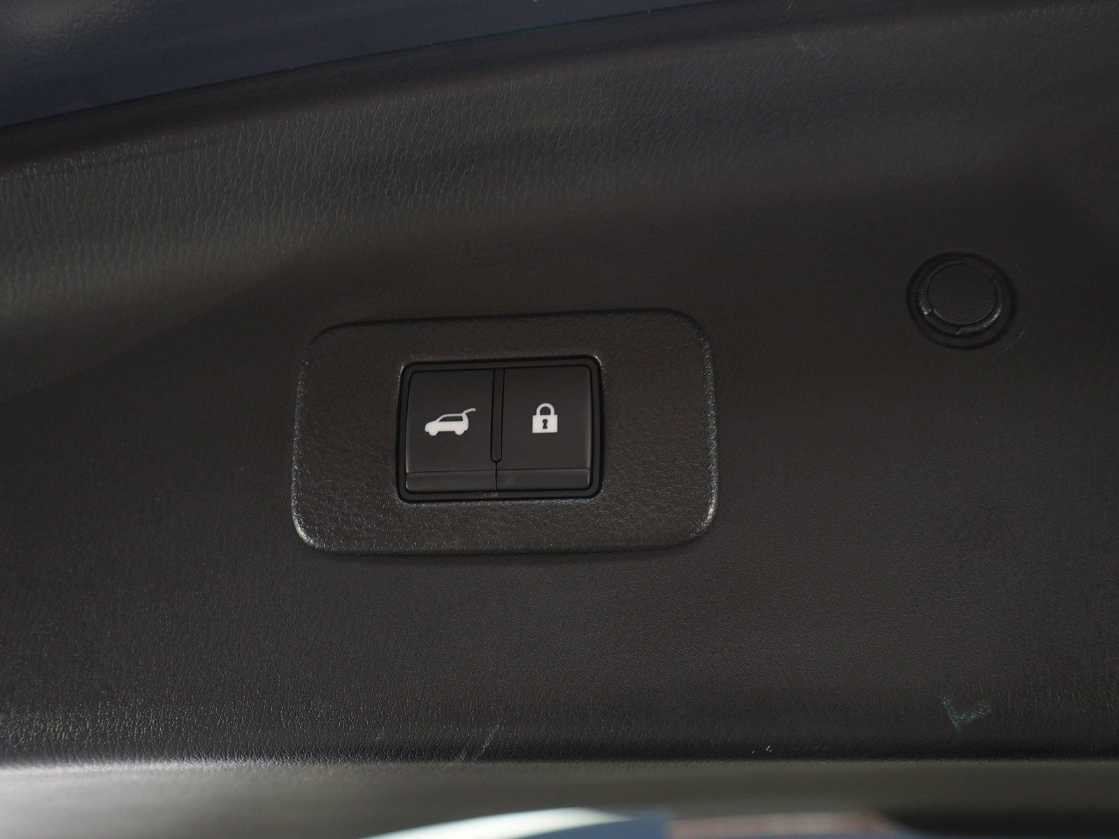 Used 2024 Nissan Armada SL w/ Cargo Package image 13