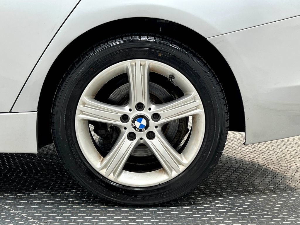 Used 2013 BMW 328i xDrive Sedan AWD/4WD image 36