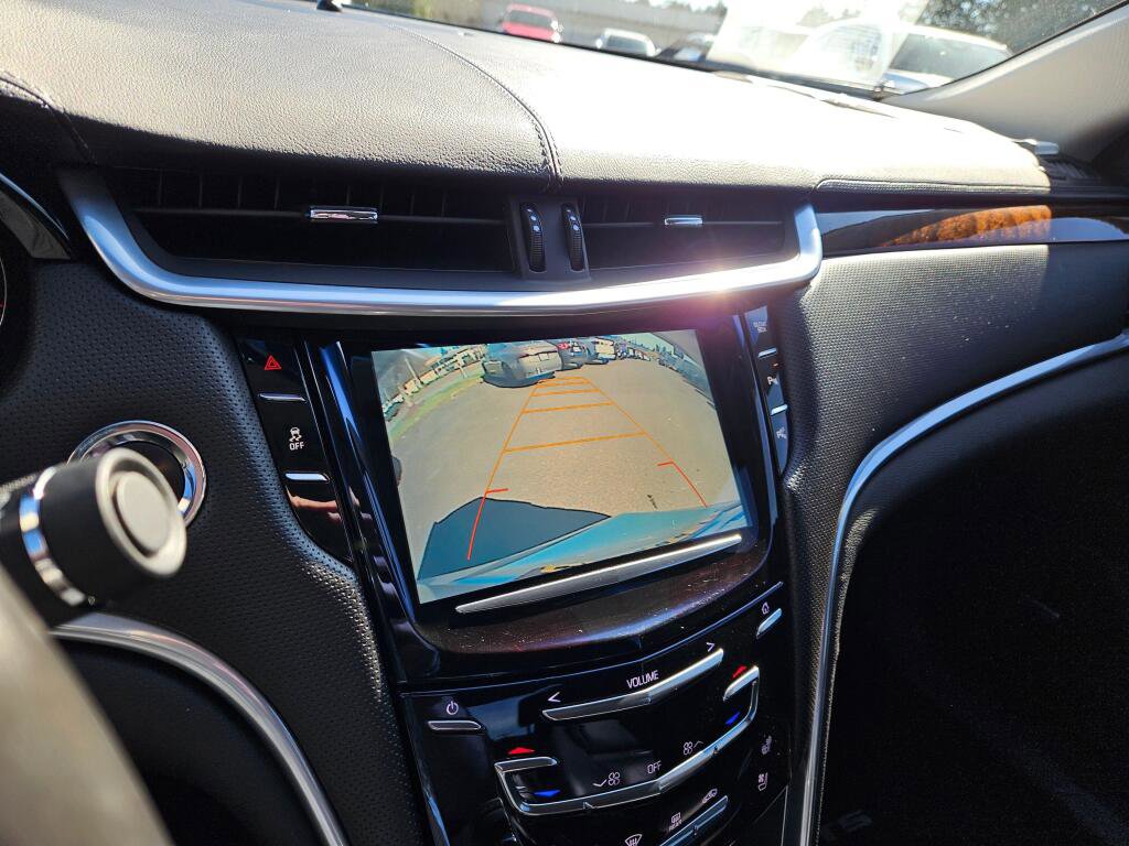 Used 2017 Cadillac XTS Luxury image 34