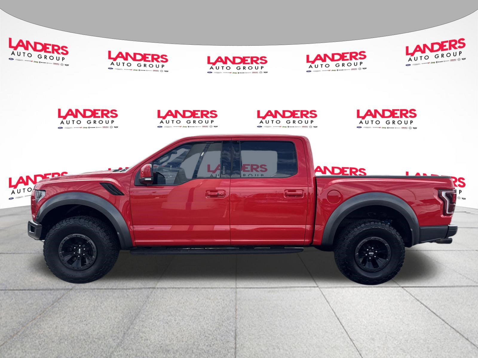 Used 2018 Ford F150 Raptor w/ Equipment Group 802A Luxury image 6
