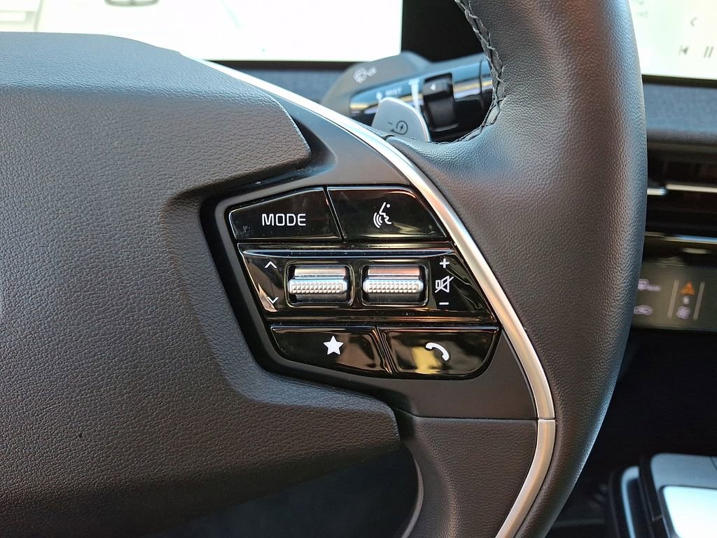 Used 2024 Kia EV6 Light image 22