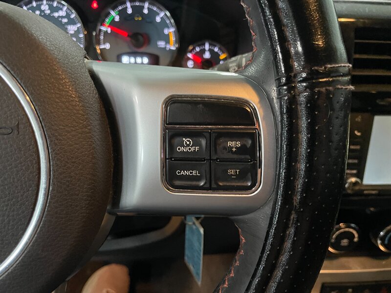 Used 2012 Jeep Liberty Arctic AWD/4WD image 11