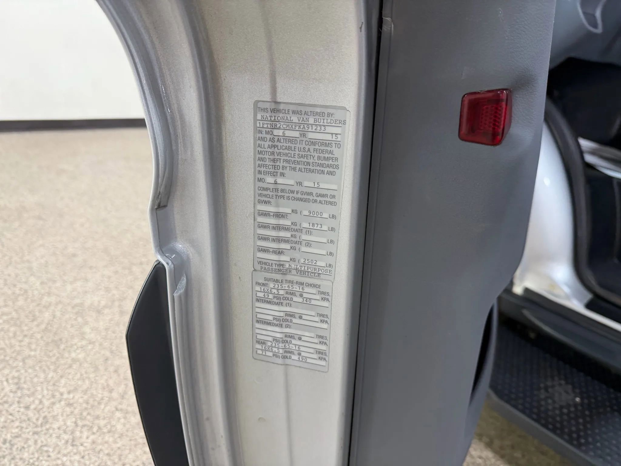 Used 2015 Ford Transit 250 148 Medium Roof RWD image 53