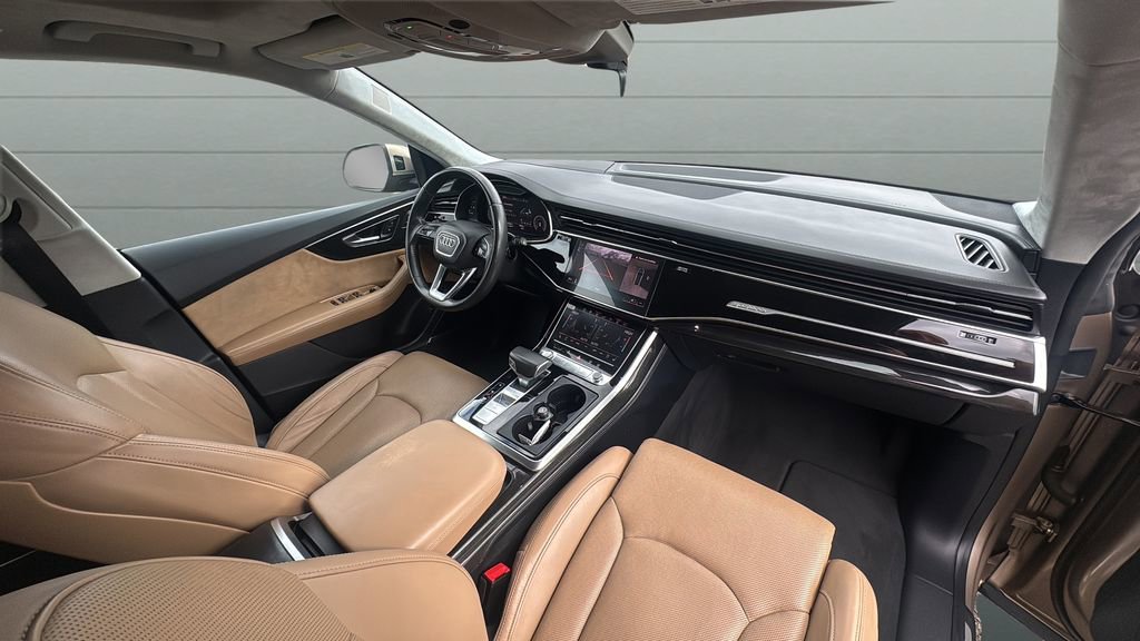 Used 2019 Audi Q8 Prestige image 21