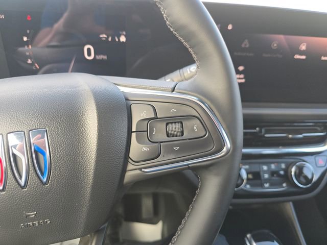 Used 2025 Buick Envista Sport Touring w/ Convenience I Package image 18