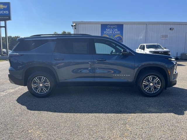 New 2026 Chevrolet Traverse LT w/ Driver Confidence Package image 11