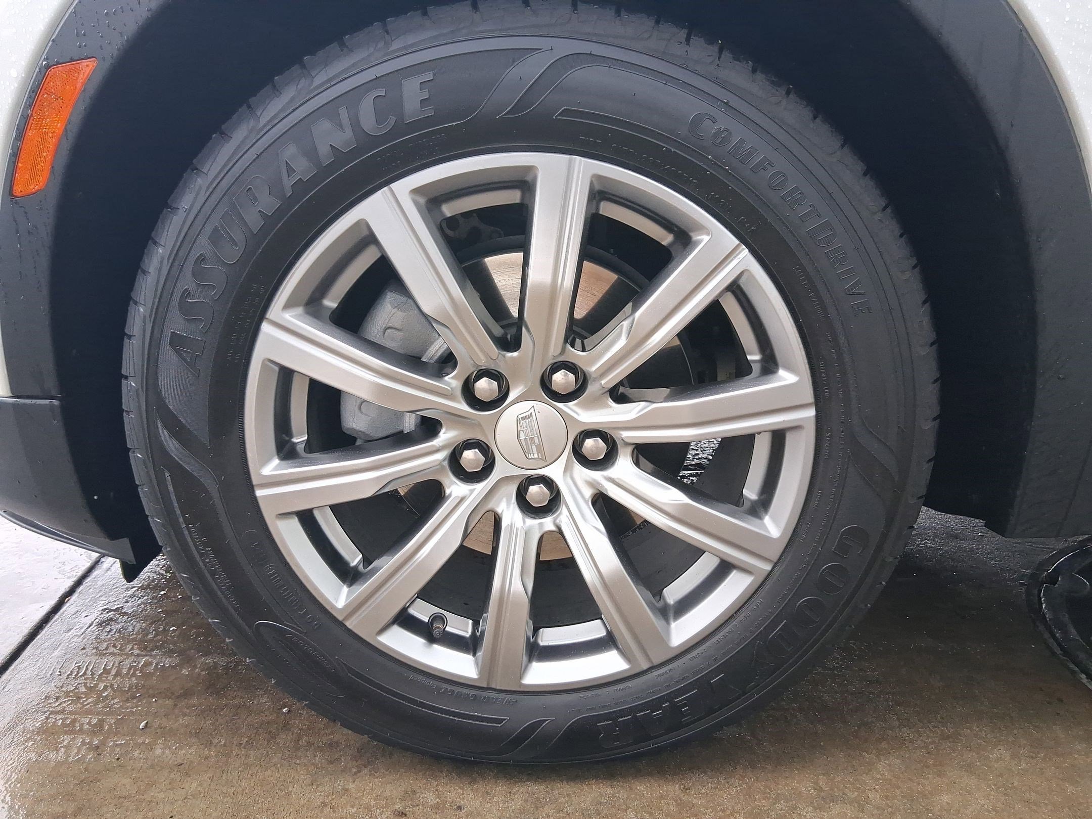 Used 2023 Cadillac XT4 Premium Luxury w/ Technology Package image 11