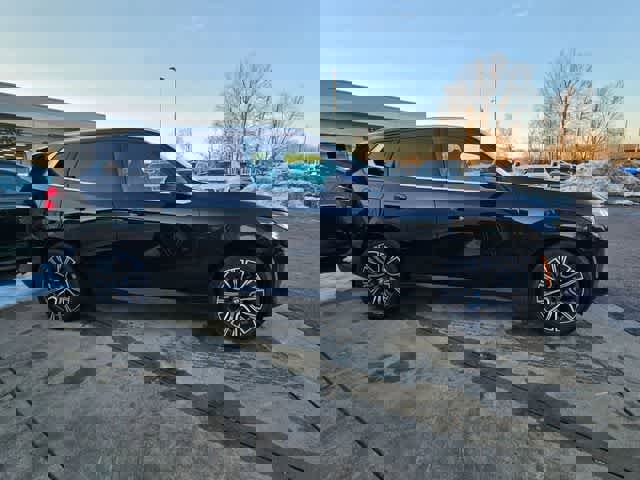 Used 2025 BMW X3 xDrive30i w/ M Sport Package image 10