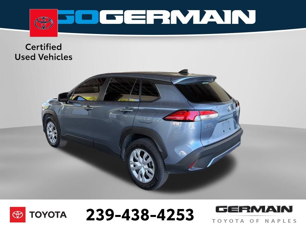 Used 2024 Toyota Corolla Cross L image 8
