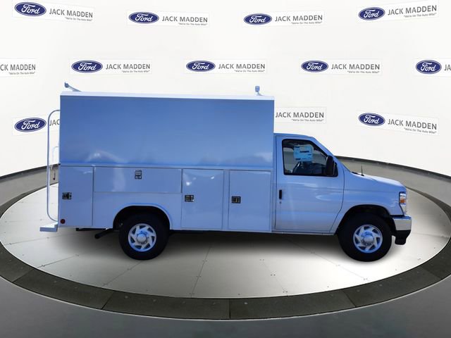 New 2026 Ford E-350 and Econoline 350 Super Duty w/ Power Equipment Group RWD image 6