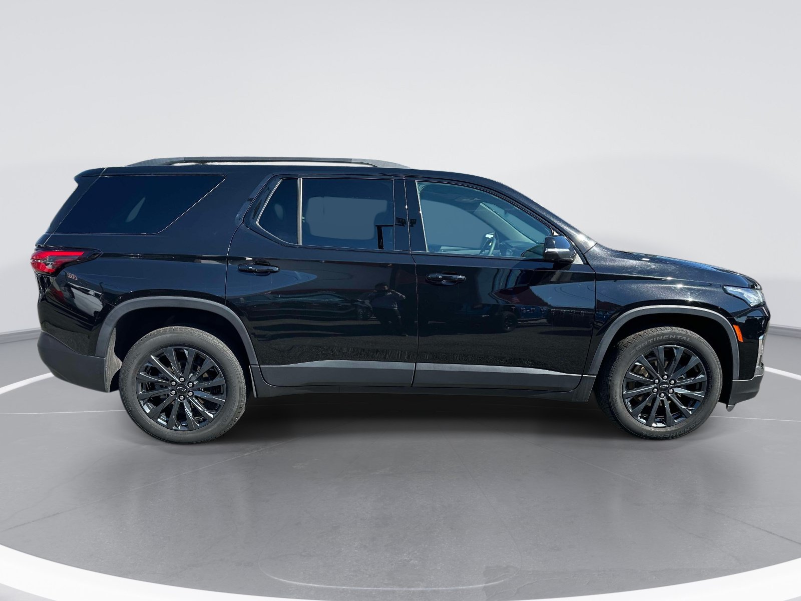 Used 2023 Chevrolet Traverse RS AWD/4WD image 4