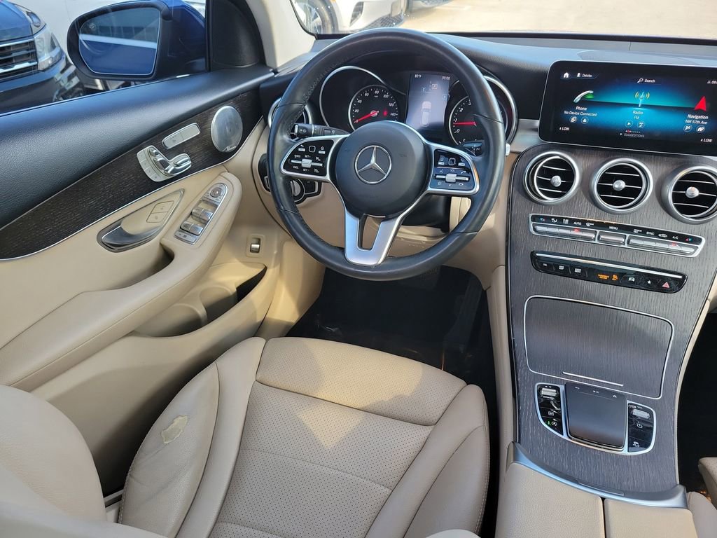 Used 2020 Mercedes-Benz GLC 300 4MATIC w/ Multimedia Package image 10