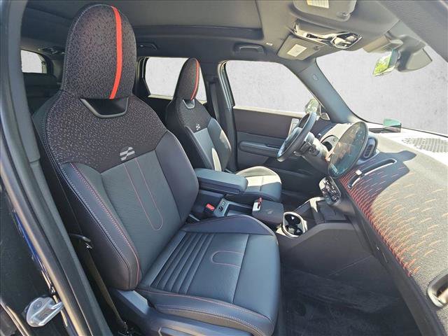 Certified 2025 MINI Cooper Countryman John Cooper Works w/ Comfort Package Max AWD/4WD image 19