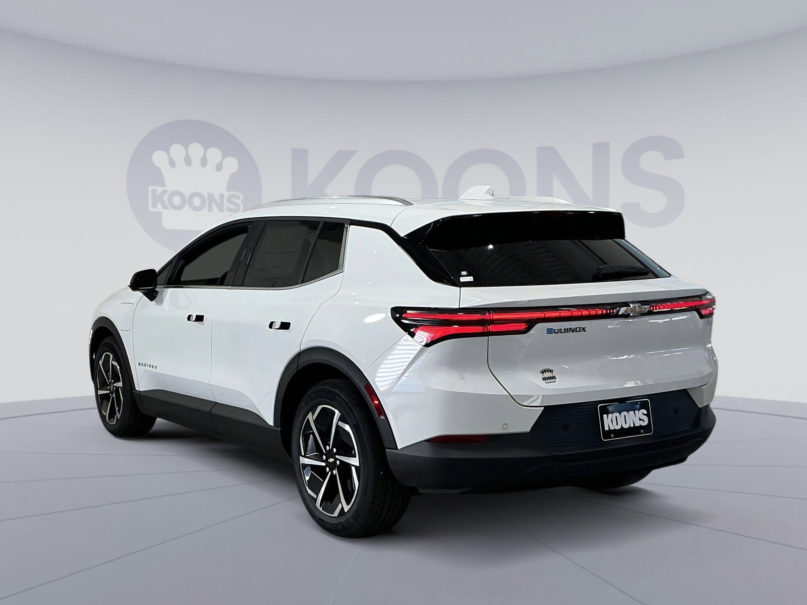 New 2026 Chevrolet Equinox EV LT image 14