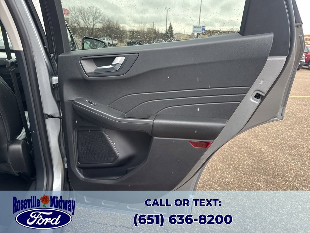 Used 2022 Ford Escape SEL image 38